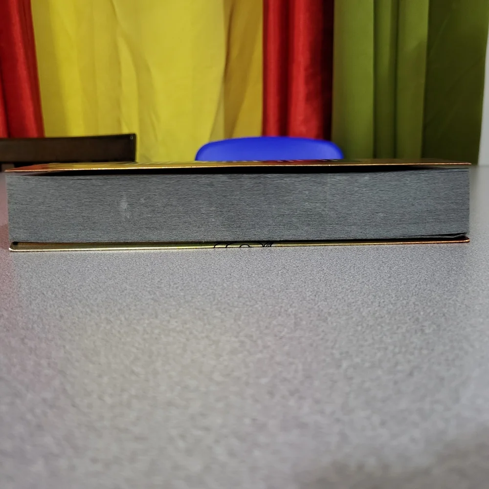 Alas de Sangre Hardcover Book - Picture 11 of 13